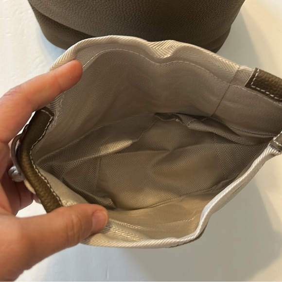 Cowhide Leather Mine Bucket Bag - Picture 10 of 11